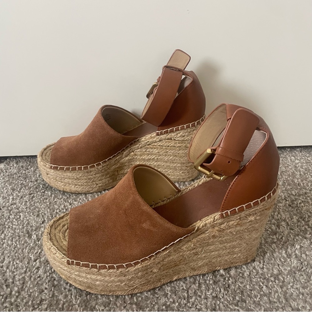 Marc Fisher Tan Alita Wedges - Picture 3 of 6
